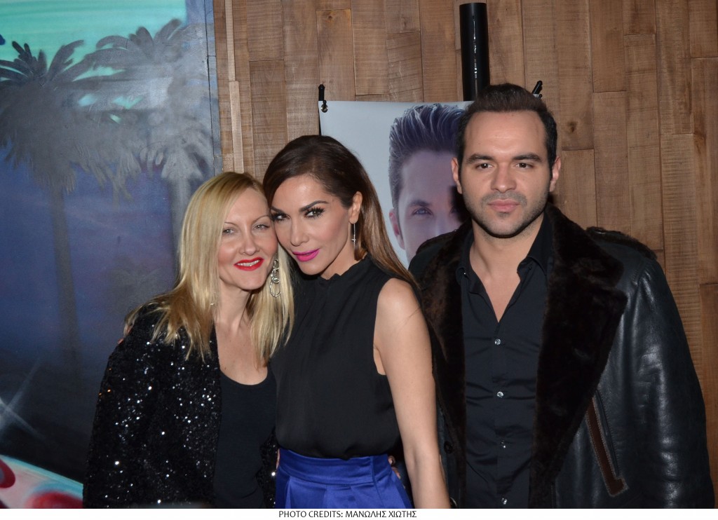 Ο Νίκος Οικονομόπουλος πολυπλατινένιος "Για χίλιους λόγους"!