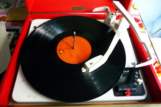 Ελληνικά LP και 45ρια πωλούνται για 2600 ευρώ! - Τα 10 ακριβότερα ελληνικά albums σήμερα