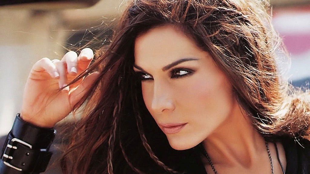 12+1 αγαπημένοι δίσκοι από τη Δέσποινα Βανδή!