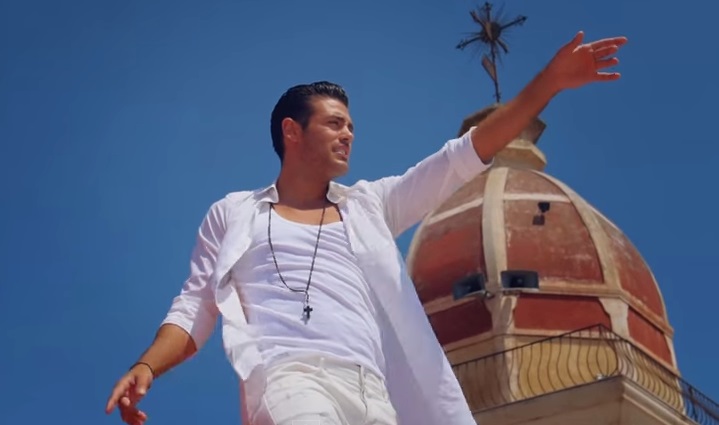 "Πες το ναι" - Νέο τραγούδι και βίντεο κλιπ από τον Κώστα Μαρτάκη!