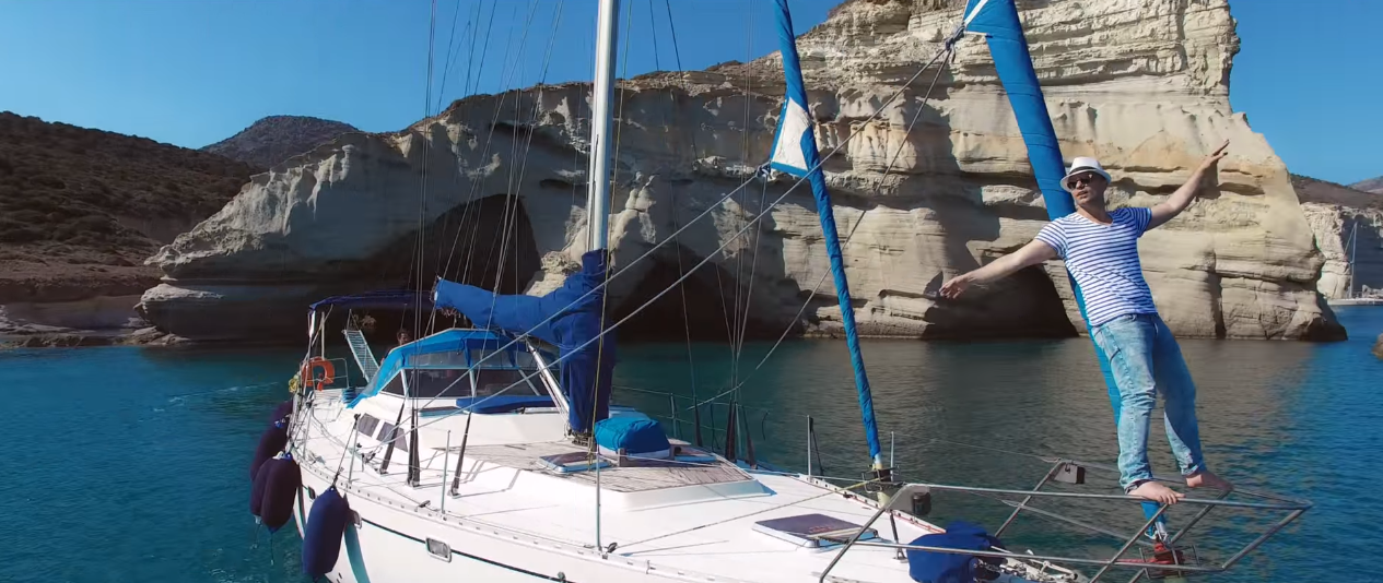 "Alena" - Δείτε το νέο καλοκαιρινό βίντεο κλιπ του Claydee