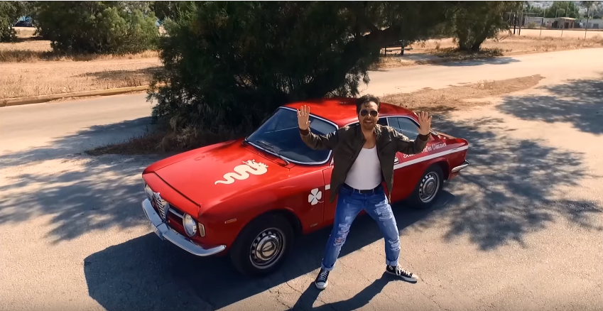 "Blue jean" - Δείτε το νέο βίντεο κλιπ του Ανδρέα Λάμπρου