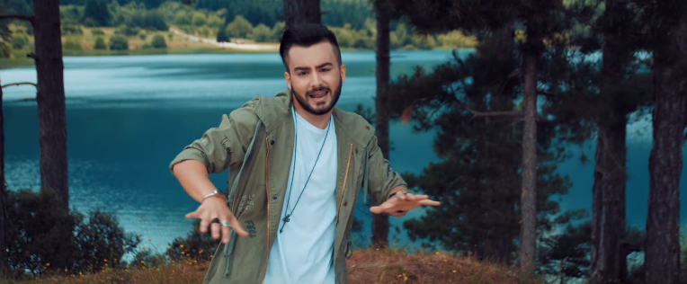 "Στα όριά μου" - Δείτε το νέο βίντεο κλιπ του Βασίλη Άνη