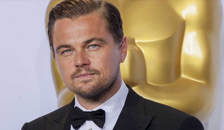 Ο Leonardo DiCaprio στη συναυλία του Αντώνη Ρέμου στο Nammos (βίντεο)