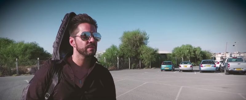 Γιώργος Τσαλίκης-12 Τσιγάρα