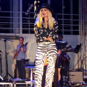 Άννα Βίσση: Εκρηκτική στην 1η της συναυλία στο Βεάκειο Θέατρο Πειραιά (pics & vids)