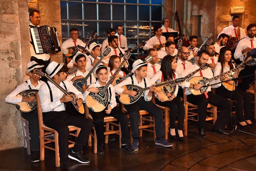 Στην υγειά μας ρε παιδιά - Ρεμπέτικο