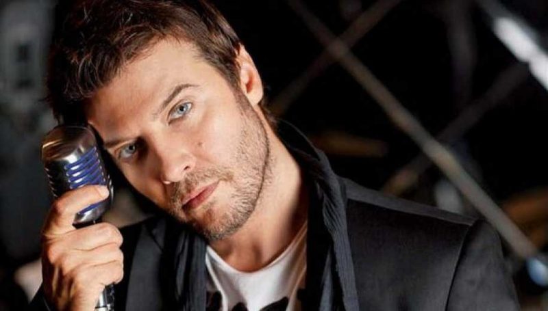 Λάμπης Λιβιεράτος