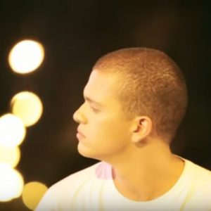 Φτιάξ'τα με ένα στέλεχος - Κωνσταντίνος Αγγελόπουλος