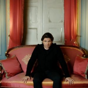 Νίκος Κουρκούλης - Είναι πρώτη φορά