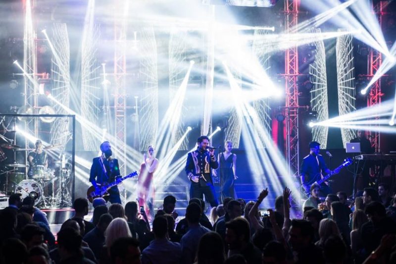 Ο παλμός της διασκέδασης χτυπά στο Box Athens 