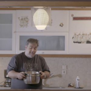 Θέλει η αγάπη τρέλα (2)