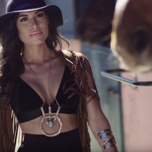 Ποια πασίγνωστη τραγουδίστρια είναι είδωλο της