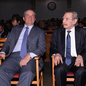 Παρέλαση επωνύμων στην παρουσίαση της βιογραφίας του Μιχάλη Μενιδιάτη (11)