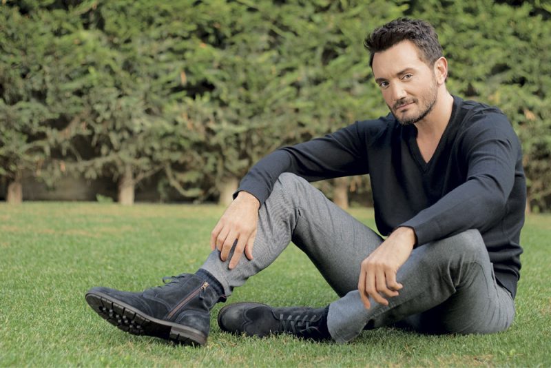 Το συγκινητικό αντίο του Χρίστου Μενιδιάτη στη γιαγιά του