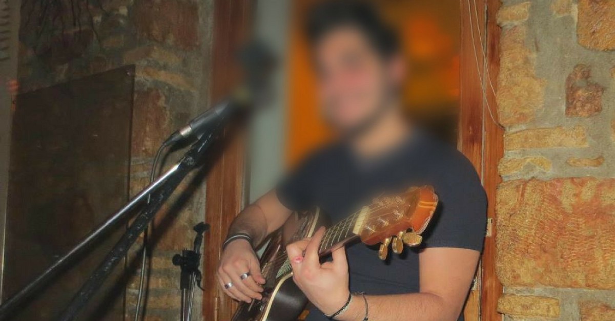 γνωστός τραγουδιστής είχε φτάσει στα όρια βαριάς κατάθλιψης