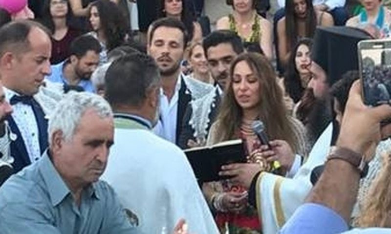 κουμπάροι και νονοί στην Κρήτη;