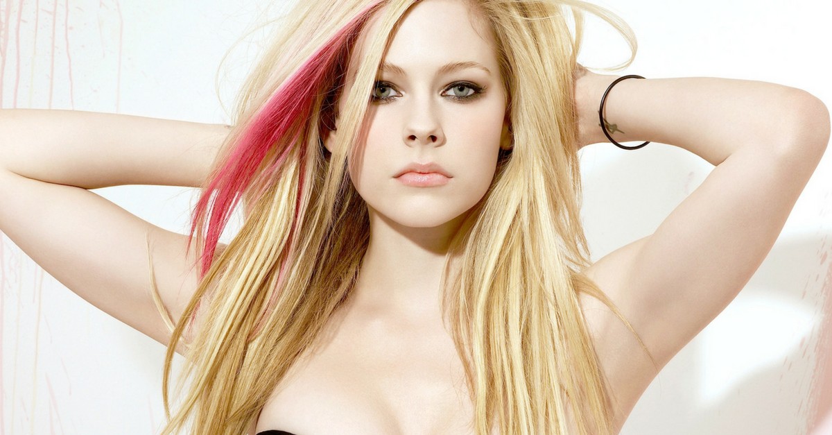 Νεκρή η Avril Lavigne