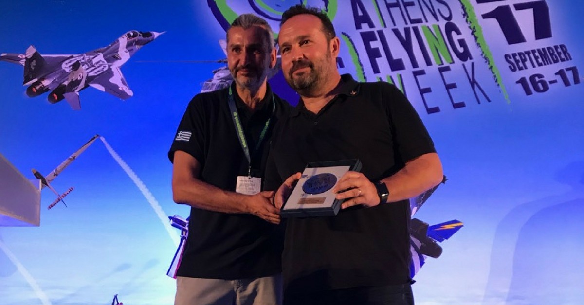 Η τιμητική βράβευση του Κώστα Μακεδόνα