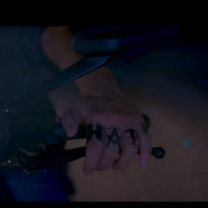 ποιος σε κραταει