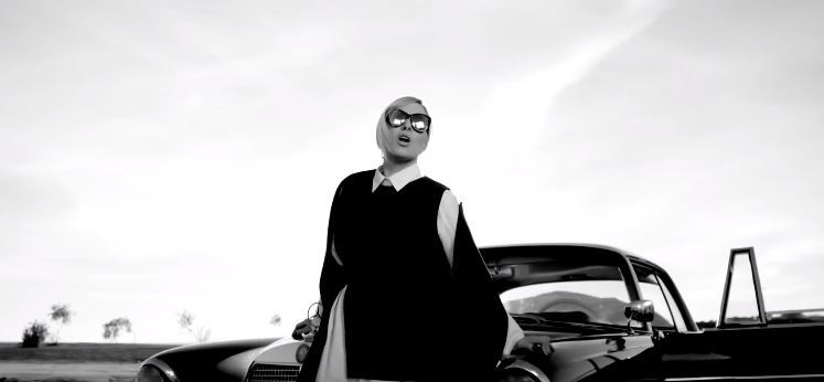 Έρχεται το νέο video clip της Πέγκυς Ζήνα