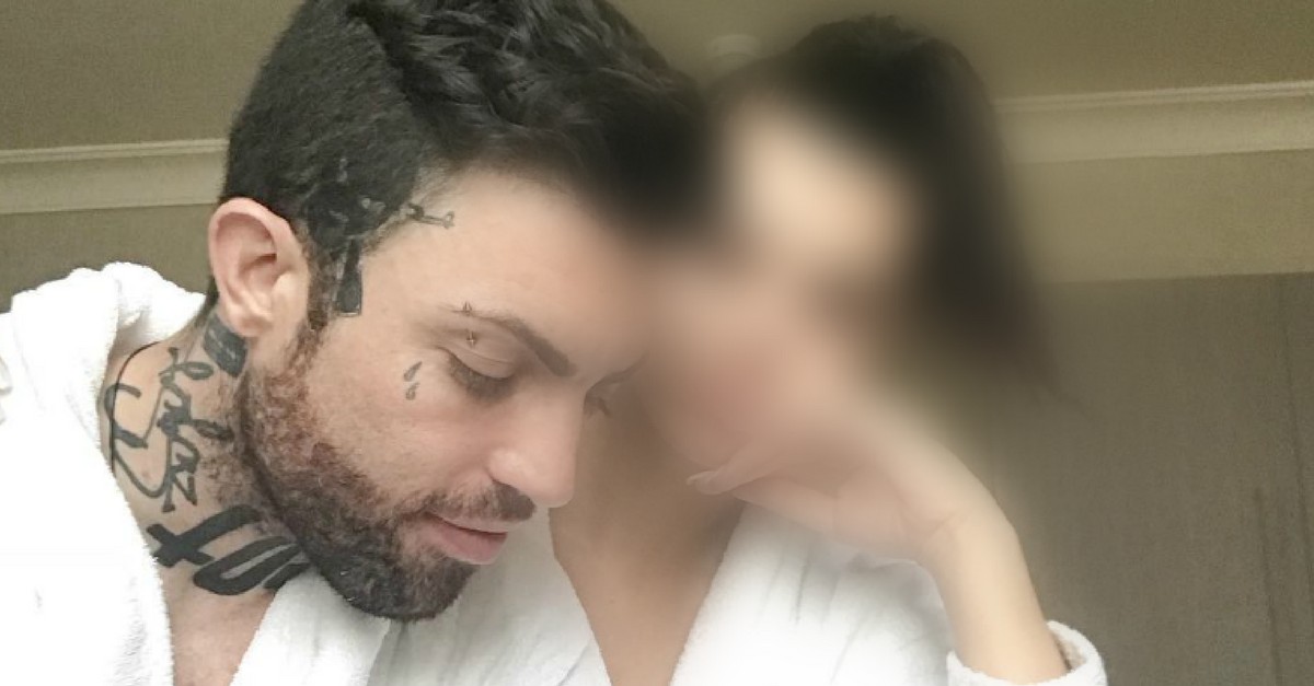 παίκτρια του Power Of Love είναι ζευγάρι ο Tus