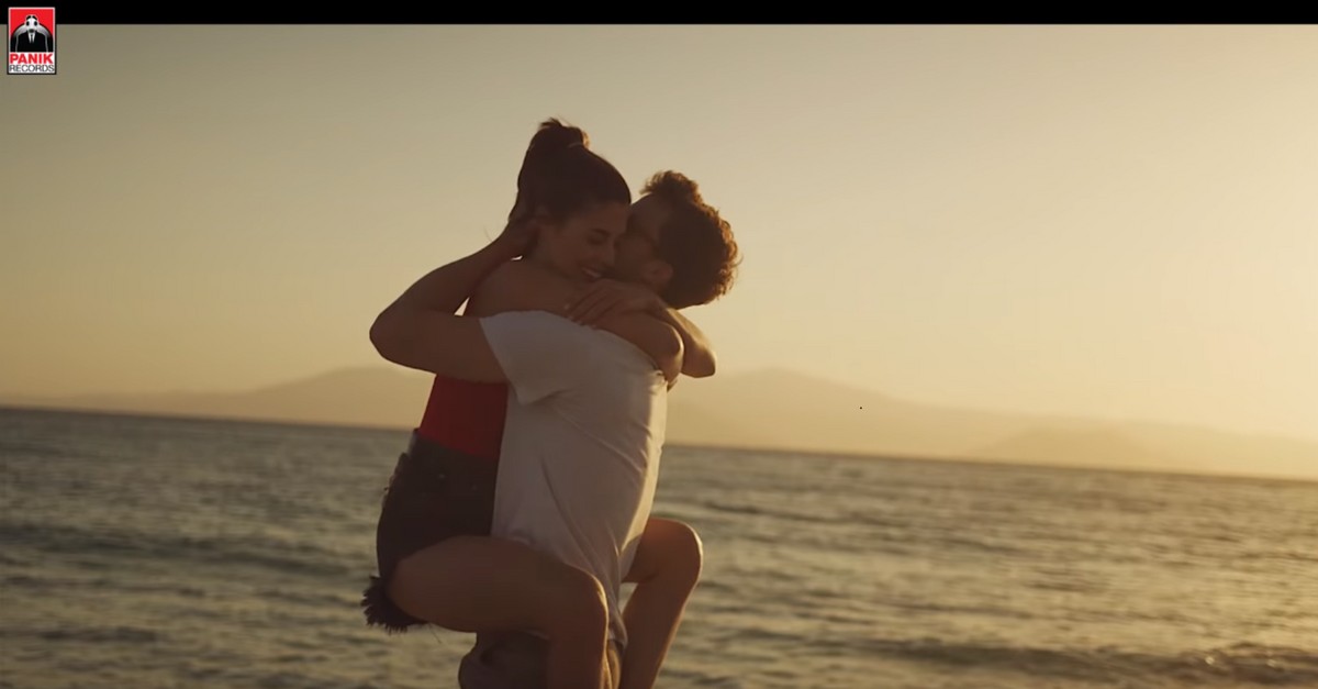 Demy - Κύμα καλοκαιρινό