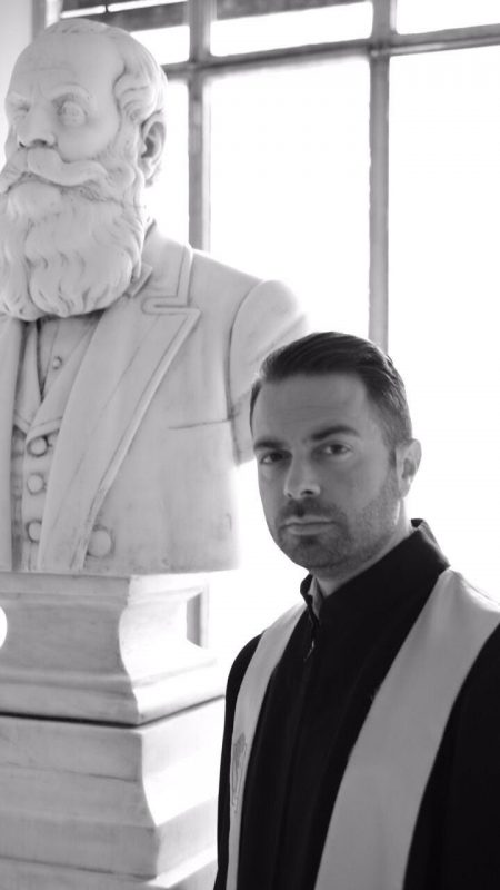 Πήρε το πτυχίο του ο Ηλίας Βρεττός