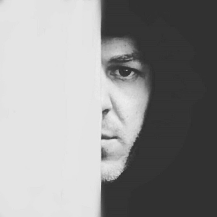 Ηλίας Παπανικολός (a.k.a. Εισβολέας) | Ρεαλιστής