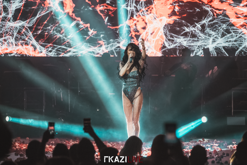 paola gkazi live