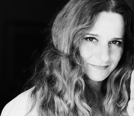 Ευανθία Ρεμπούτσικα Ασπρόμαυρη